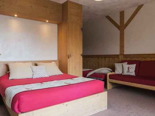 Chambre d'h&ocirc;te chalet Matsuzala La Rosi&egrave;re 1850